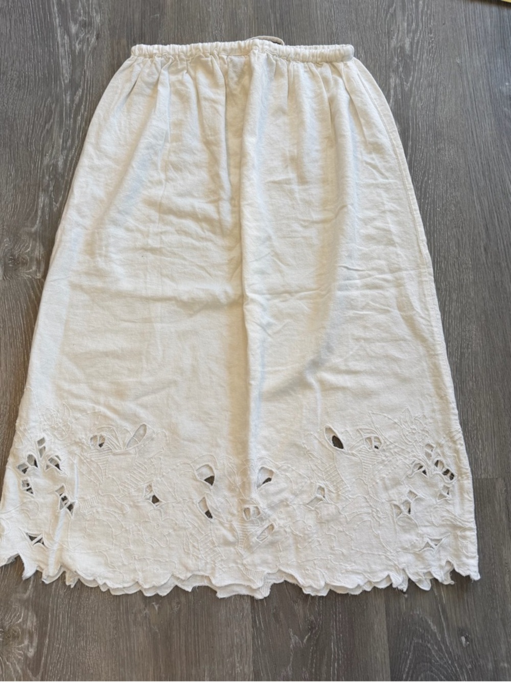 Vintage White Eyelet Trim Small Midi Skirt